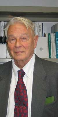 Wolfgang Fikentscher, German jurist., dies at age 86